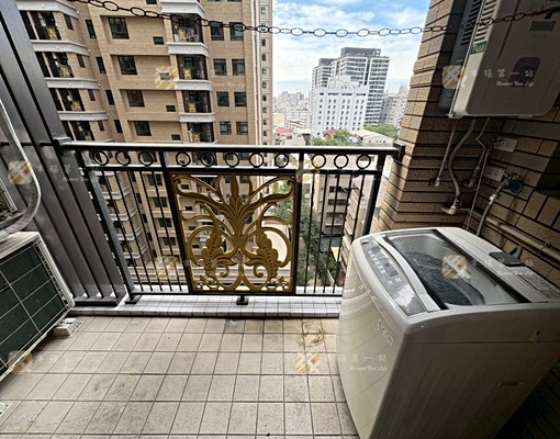 微笑世紀雲品特區⭐️兩房可貓咪⭐️含管+平車位⭐️近一中商圈 - Image 13