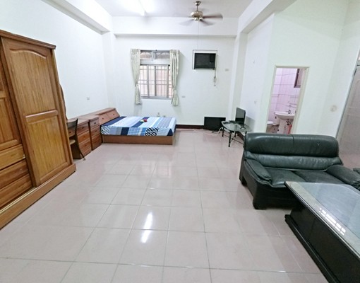 西屯中科澄清榮總❤類一房一廳❤超大坪數❤室內機車位❤雙門冰箱 - Image 5