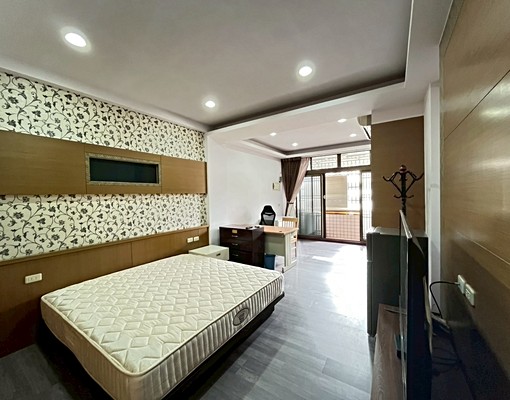 ✨近一中可寵大坪數陽台獨洗曬乾溼分離大套房✨ - Image 1