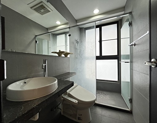 高鐵捷運新左營新光三越有陽台可養寵物租屋補助 - Image 10