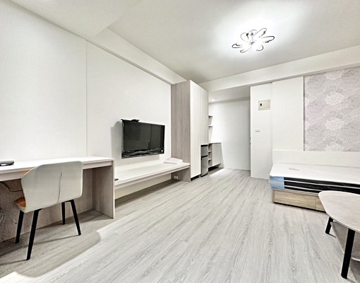 可租補🔥愛買逢甲水湳中國醫🔥陽台獨洗電梯機車位 - Image 5