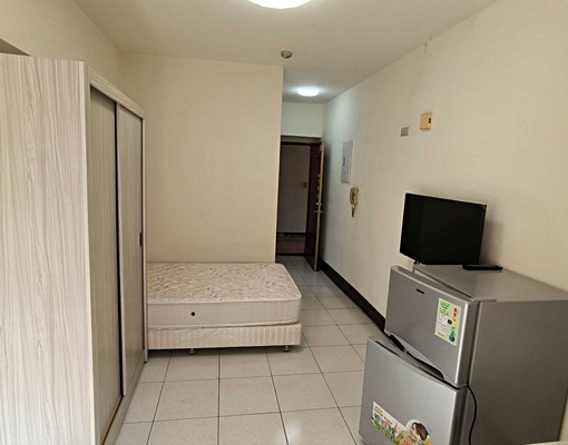 💖電梯大樓,台水台電獨立陽台洗曬,有落地窗採光通風好棒! - Image 1