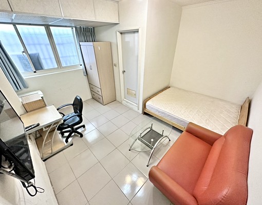 中國醫⭐可租補超便宜套房沙發整面採光超便宜衛浴開窗 - Image 3