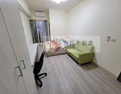 實PO高翠路室內機車位獨立陽台洗衣機小資電梯採光套房 - Image 2