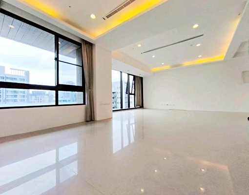 ✨頭前重劃區✨全坤國際館稀有景觀露台大戶雙車位✨ - Image 2