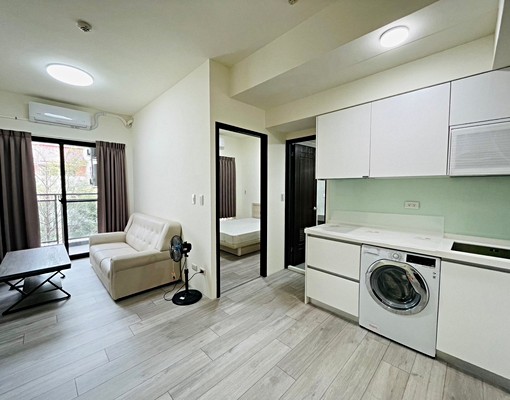 西屯逢甲一房一廳休旅車位可租補 - Image 6