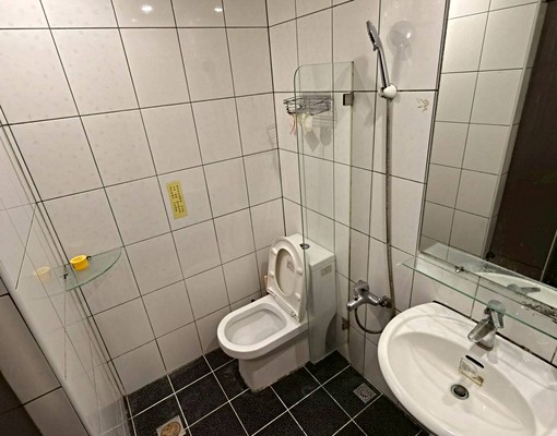 埔心火車站永平中學治平中學優質套房短期租金多300元 - Image 3