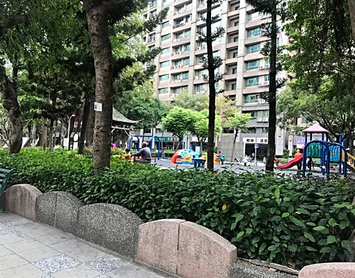 徐匯捷運5分鐘裝潢附家具冷氣採光三房 - Image 9