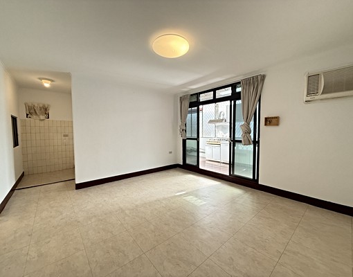 新店小碧潭捷運大兩房看屋加LINE🏆大師新店央北郭靖威 - Image 2