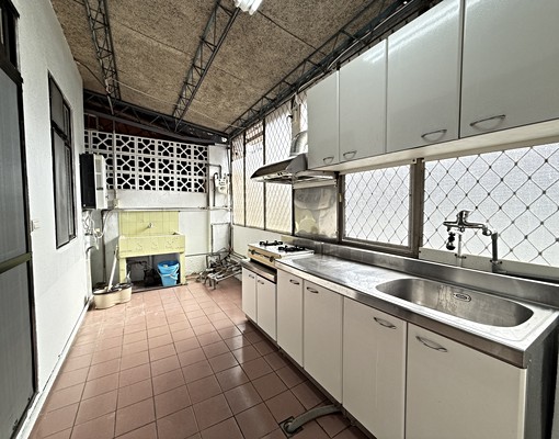 新店小碧潭捷運大兩房看屋加LINE🏆大師新店央北郭靖威 - Image 8