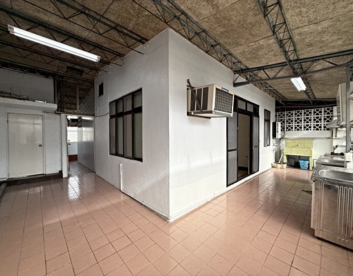 新店小碧潭捷運大兩房看屋加LINE🏆大師新店央北郭靖威 - Image 7