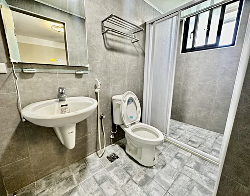 💡西屯何厝漢口電梯套房💡可租補可貓💡乾濕分離衛浴開窗 - Image 4