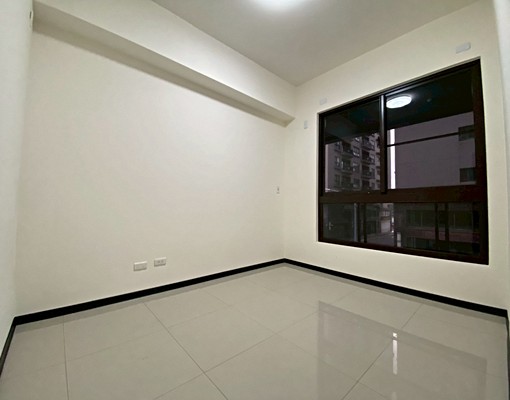 🙌露娜|中園小學露臺電梯2房╳含車含管╳可補助╳誠可議 - Image 5