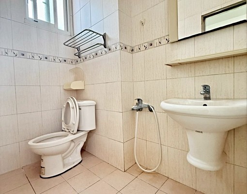 后里區便宜套房#可租補#室內機車位#近后里火車站#採光佳 - Image 8