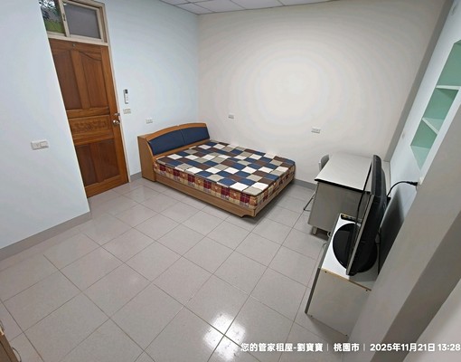 近中原夜市電梯大套房 - Image 3