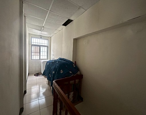 中華南路一段與大同路口附近套房家具家電全6500元 - Image 7