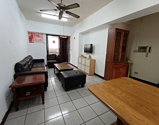 樹孝路商圈,生活機能超好的,3房,24小時警衛管理 - 591租屋網 - Image 1