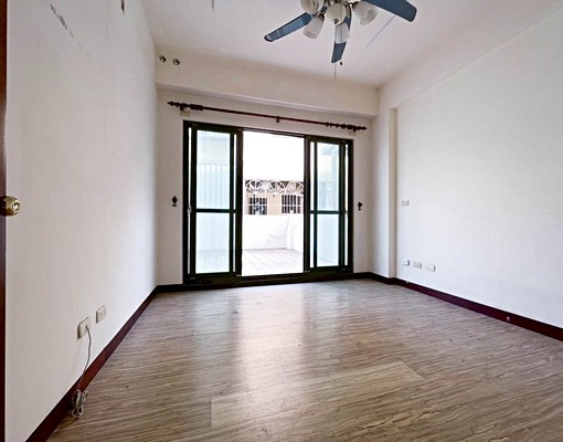 太平家樂福旁🔥住店合一🔥透天 - Image 7