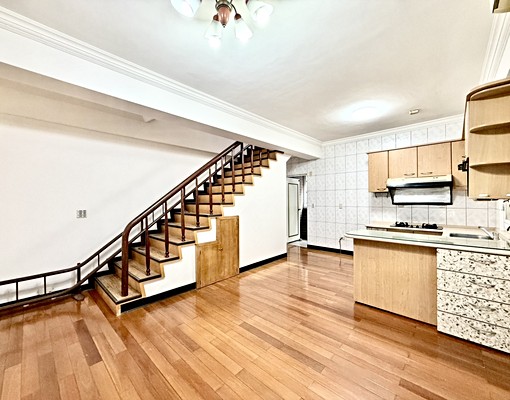 惠文高中獨棟透天✨室內車庫✨可租補戶籍寵物✨可營登自住 - Image 6