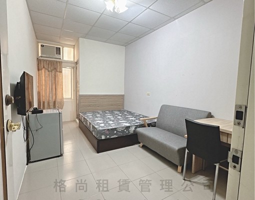 e金山街//優質套房//室內機車位 - Image 1