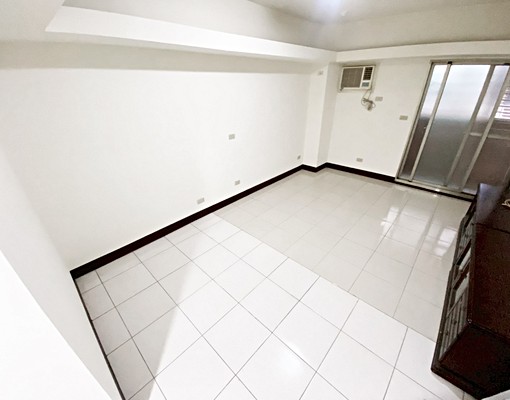 捷運府中旁◆電梯3房◆可租補入籍★房皆有窗 - Image 1