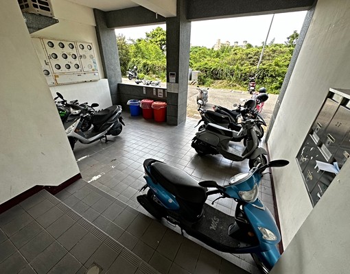 【大坪數套房】金山街後段近園區電梯大樓&採光佳獨立套房出租 - Image 12