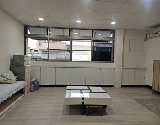 鳳山鬧區景觀健身公寓 - Image 2