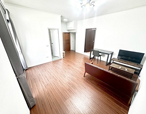 👑稀有釋出👑可租補✨獨洗曬🔥傢俱全配🔥獨立廚房⭐採光 - Image 3