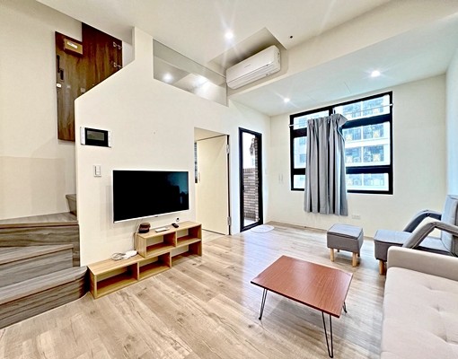 精裝1+1樓中樓💎平車位💎24物管✅微笑首選 - Image 1