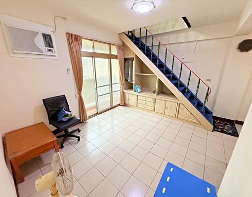 烏日超秒殺💖可租補小資爆款五房樓中樓🎖️划算超大空間 - Image 1