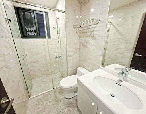 HP大里三房平車環中東路六段鄰74益民商圈立人高中可租補入籍 - Image 7