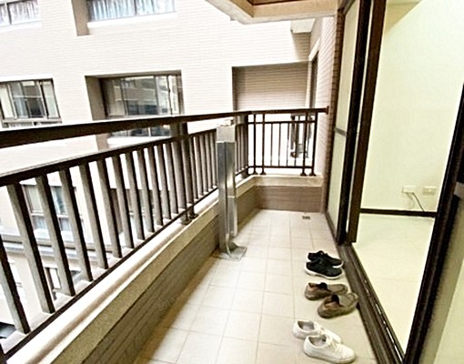 秒殺捷運大三房✨大坪數好運用✨可租補✨走路捷運站 - Image 13