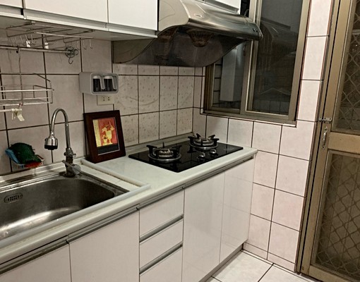 大業國中、公益路、,超大客廳(免仲介費) - Image 4