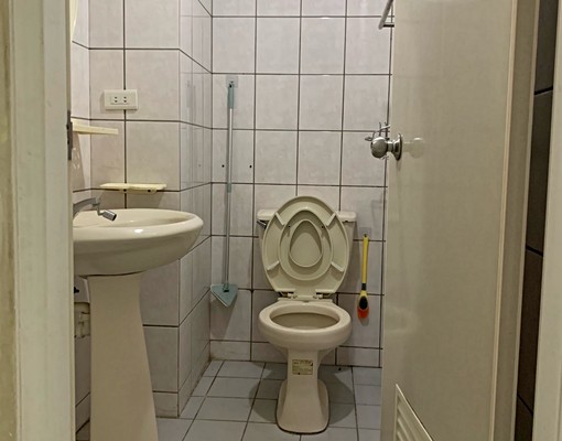 大業國中、公益路、,超大客廳(免仲介費) - Image 9