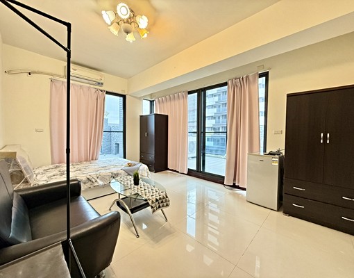 可以是朋友💖台電分算✨可小狗✨超大露台✨代收包裹✨採光超好 - Image 1