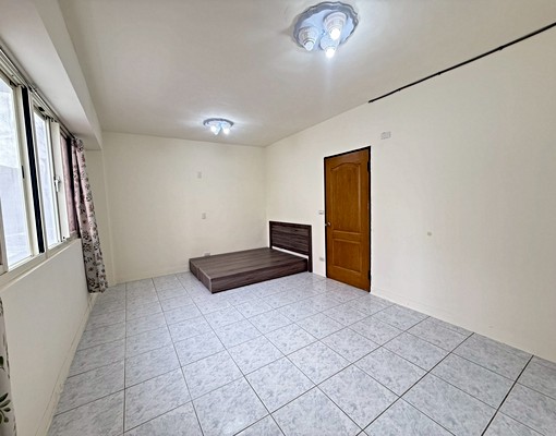 🍊水碓市中心全新翻修公寓3樓,正德國中旁 - Image 3