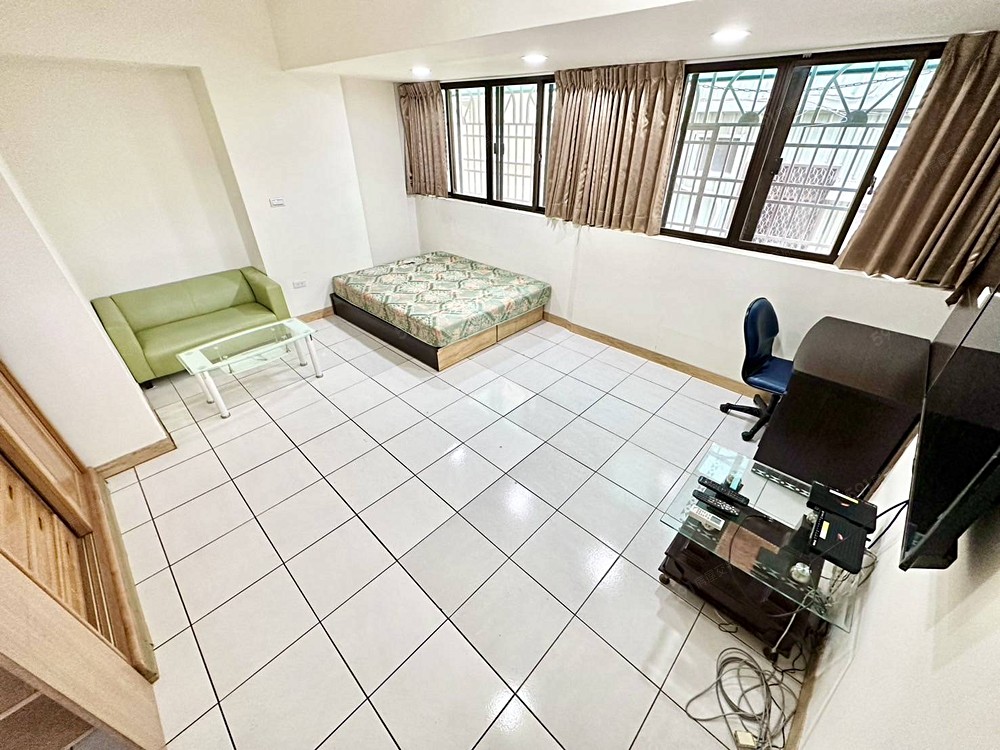 朝陽科大軟體園區台電可寵10坪套房 - Image 1