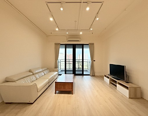 竹北步行高鐵台大生醫坤山央央絕美大四房雙平車 - Image 1