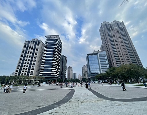 人氣社區近藝文捷運G10站❤鴻灃ART兩房車❤附家具電可租補 - 591租屋網 - Image 3