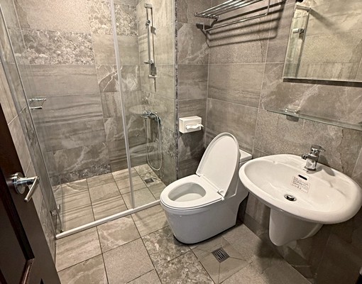 屋主自租免服務費/楊梅金溪路全新兩房含車位/近龍科可租補 - Image 9