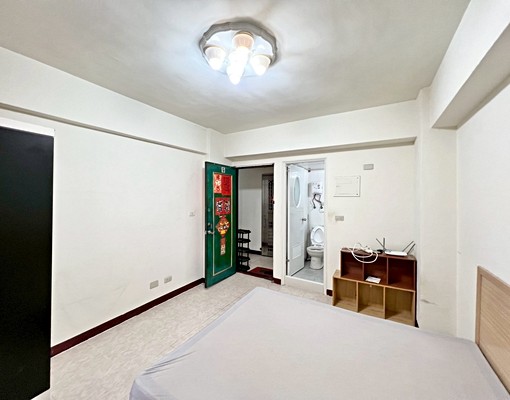 一中商圈優質套房~可租補~陽台 - Image 3