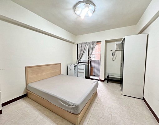 一中商圈優質套房~可租補~陽台 - Image 1