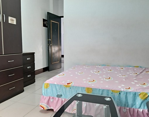 近巨城陽台獨洗套房 - Image 3