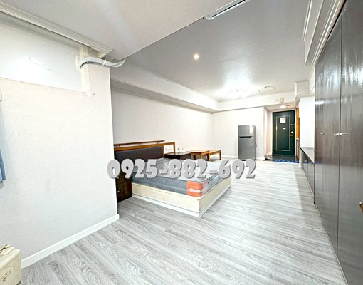 ◣近巨城商圈◥警衛管理電梯大套房有流理台/平面車位 - Image 5