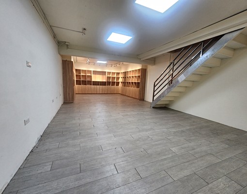 【中信萬華】新海路金店面 - Image 9