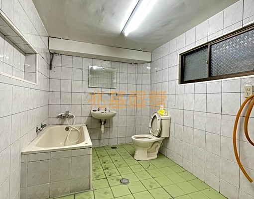 兆基社會住宅🏠巷弄車庫透天/大坪數大空間/可租補 - Image 9