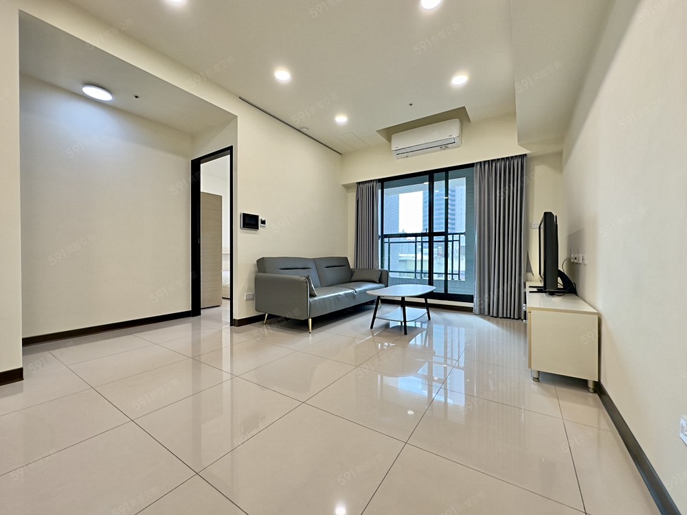 全新裝潢✨現代尊榮風超低屋齡✨傢俱全配✨中清捷運宅 - Image 1