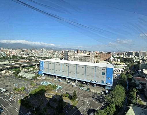 高樓景觀套房,代收包裹及垃圾 - Image 7