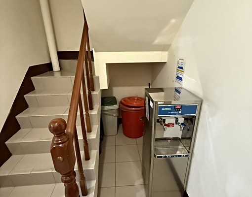 【獨立洗衣機】金山街前段電梯大樓&獨立陽台洗衣機小資套房出租 - Image 12