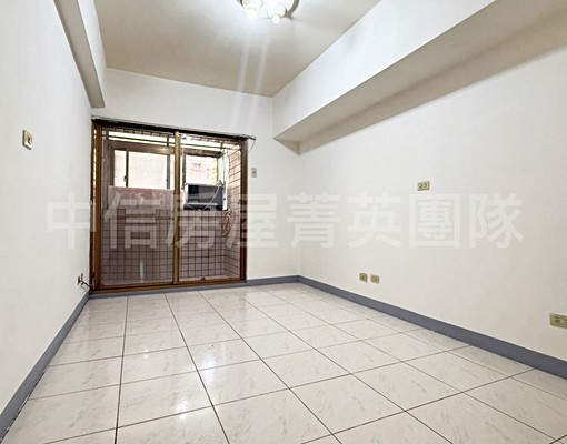 海山捷運旁好旺來電梯套房~可租補'家電可 - Image 1